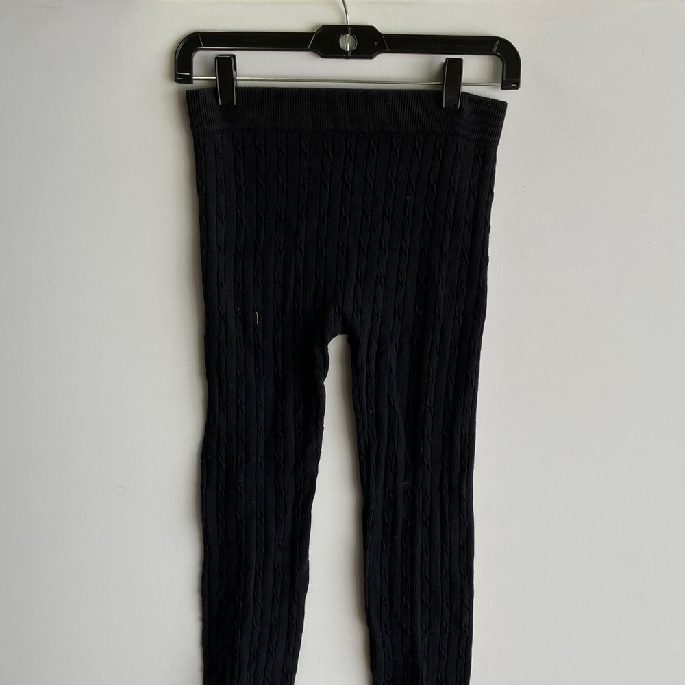 Cozy Black Cable Knit Leggings - Picture 3 of 3